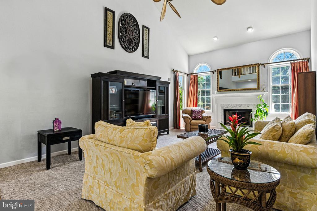 33 THOMAS SPEAKMAN DRIVE
