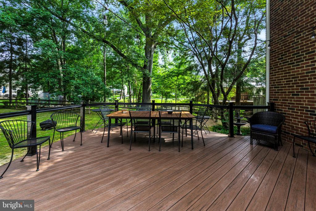 403 SCOTT LANE