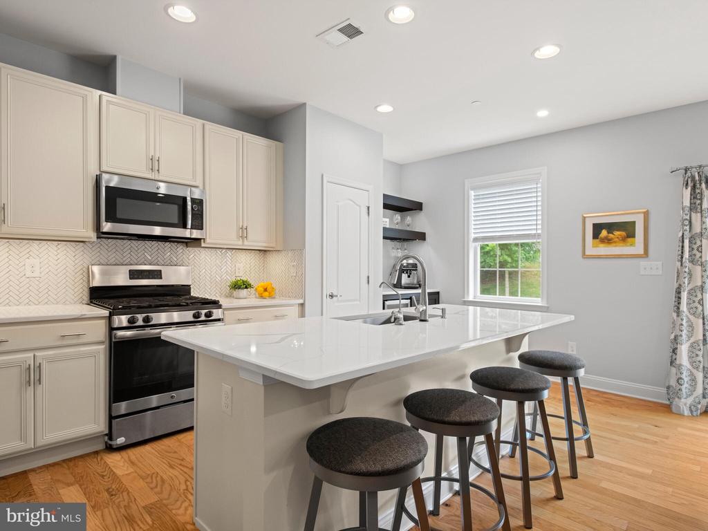 3576 MUIRWOOD DRIVE