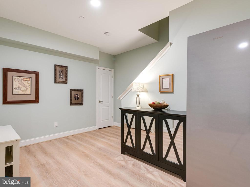 3576 MUIRWOOD DRIVE