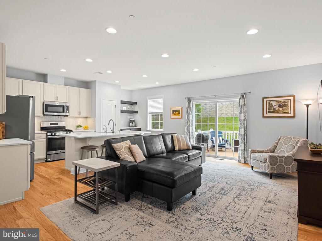 3576 MUIRWOOD DRIVE