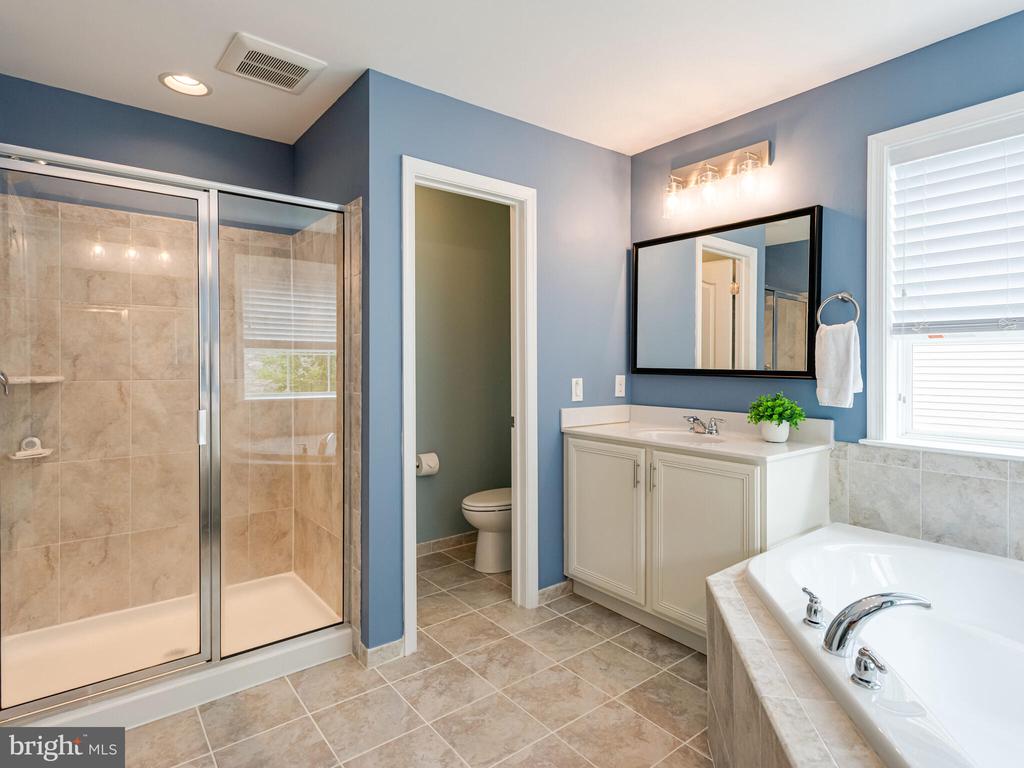 3576 MUIRWOOD DRIVE
