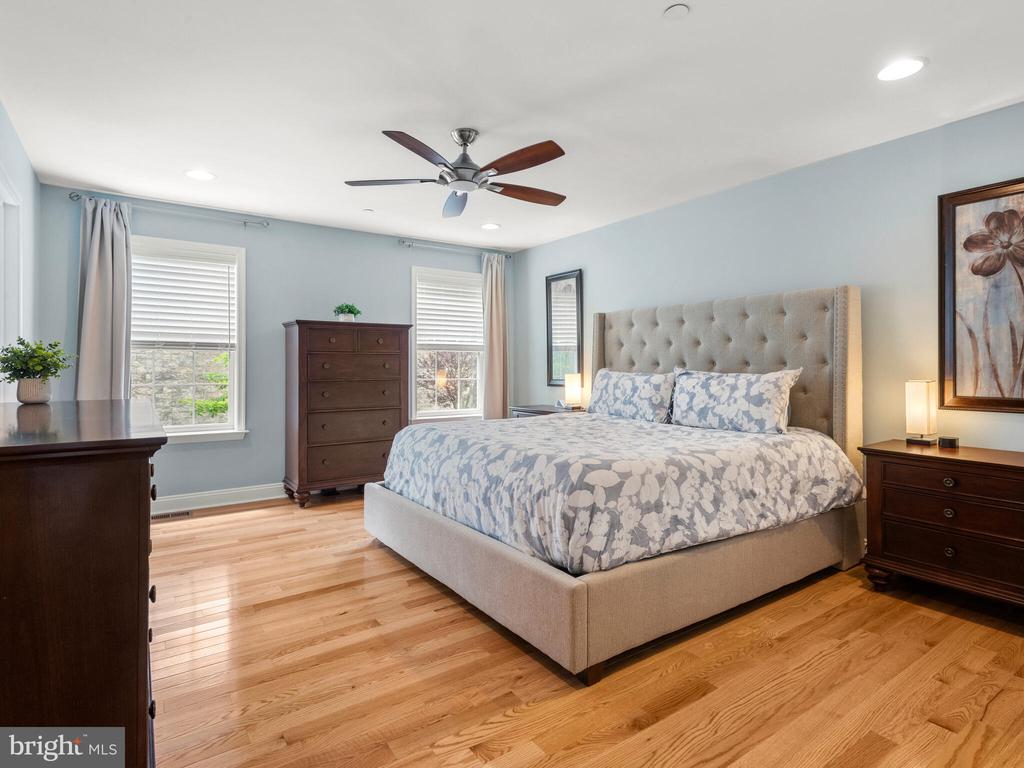 3576 MUIRWOOD DRIVE
