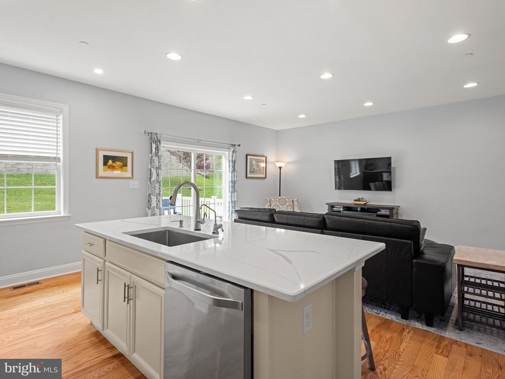3576 MUIRWOOD DRIVE
