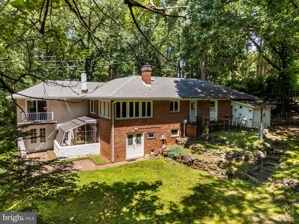 454 KIRK LANE