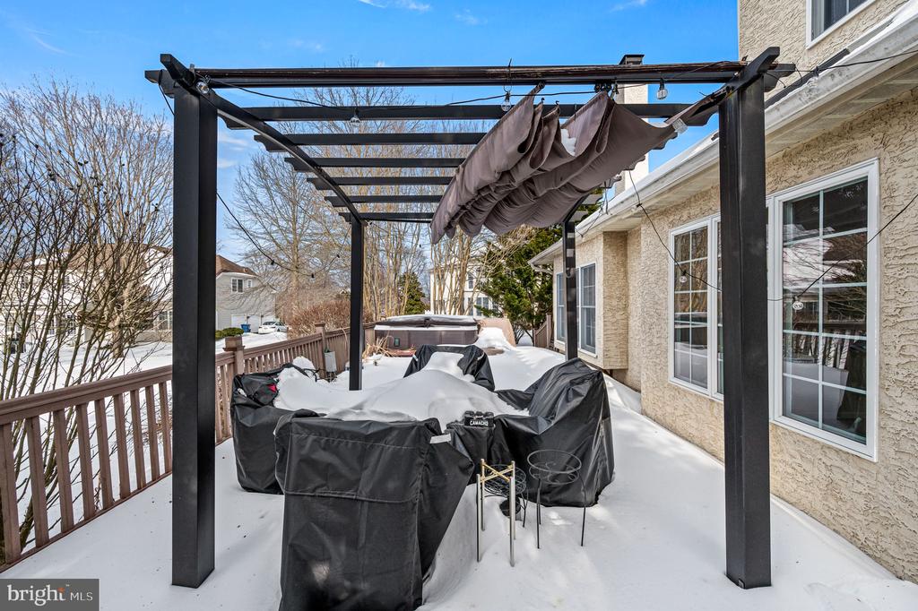28 THOMAS SPEAKMAN DRIVE
