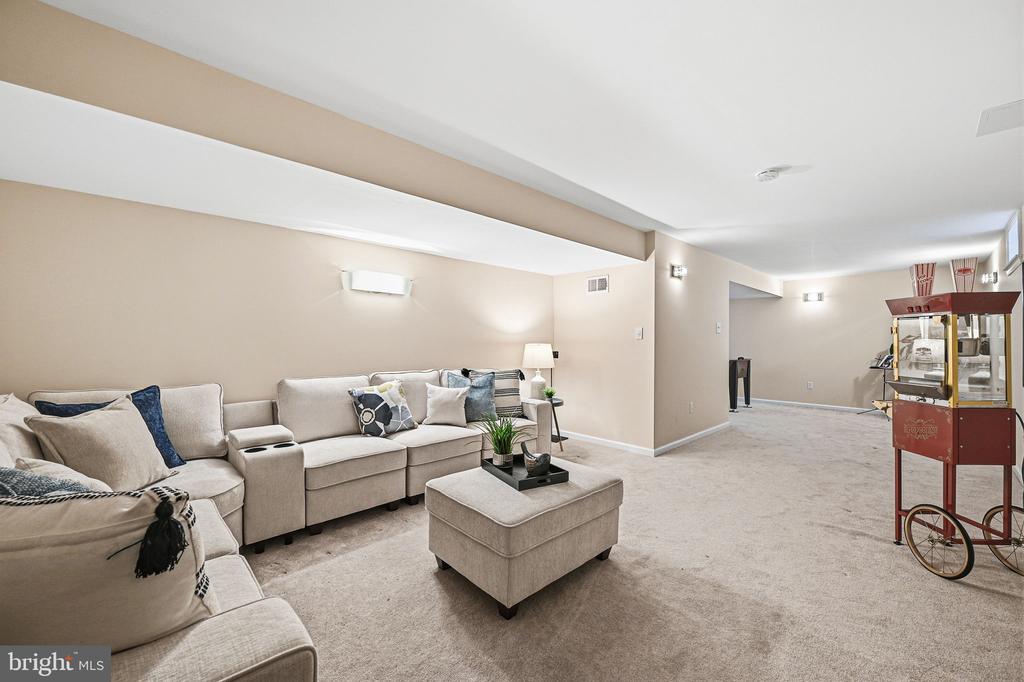 28 THOMAS SPEAKMAN DRIVE