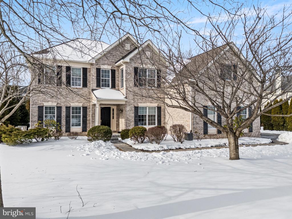 28 THOMAS SPEAKMAN DRIVE