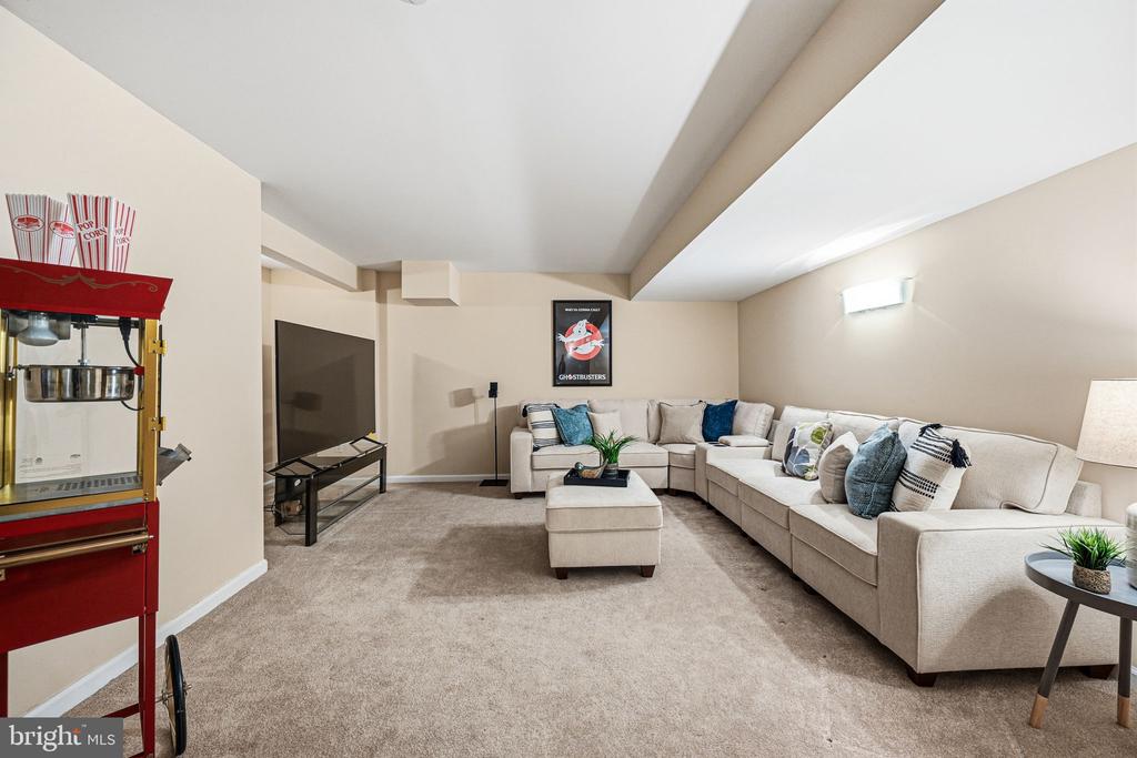28 THOMAS SPEAKMAN DRIVE
