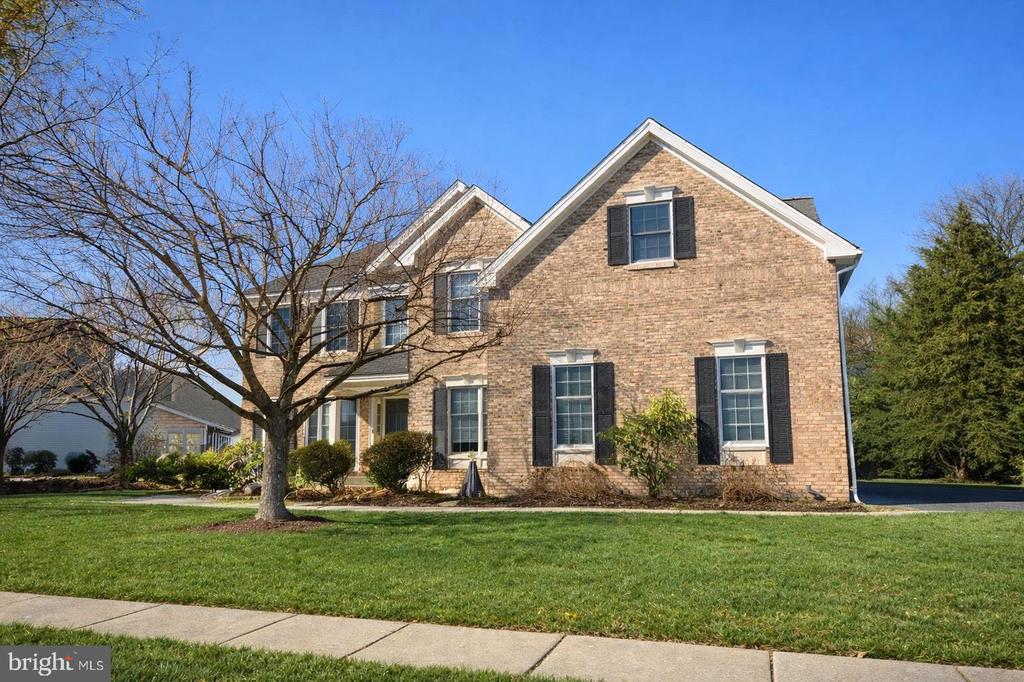 28 THOMAS SPEAKMAN DRIVE