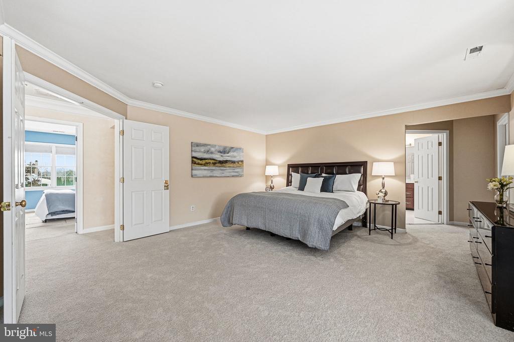 28 THOMAS SPEAKMAN DRIVE