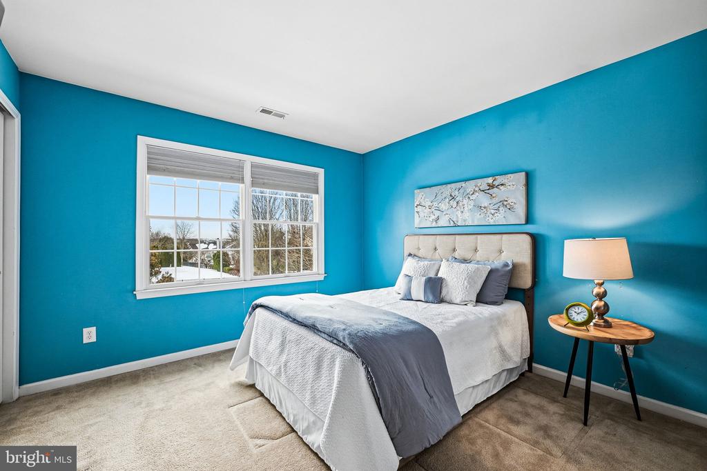 28 THOMAS SPEAKMAN DRIVE