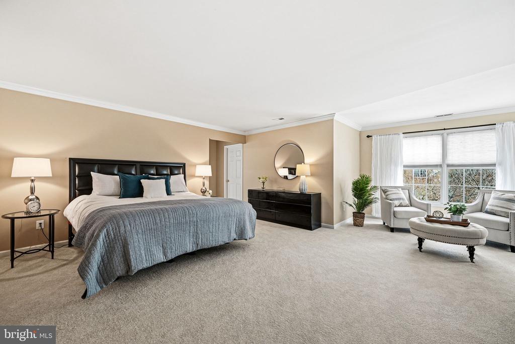 28 THOMAS SPEAKMAN DRIVE