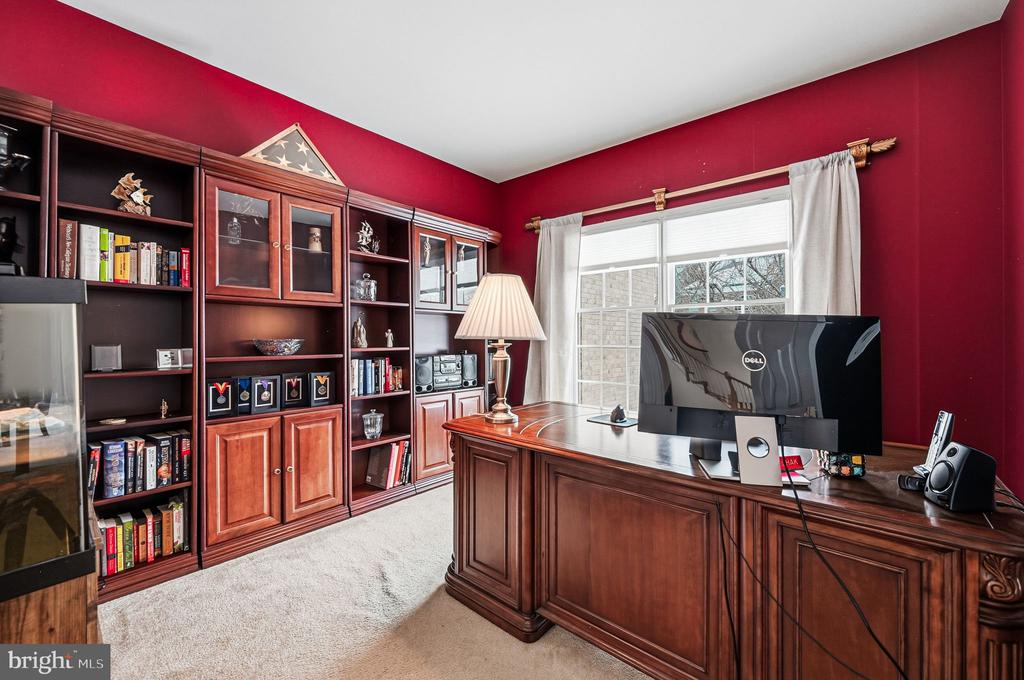 28 THOMAS SPEAKMAN DRIVE