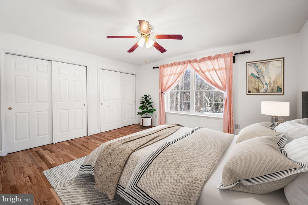 32 WOODSVIEW DRIVE