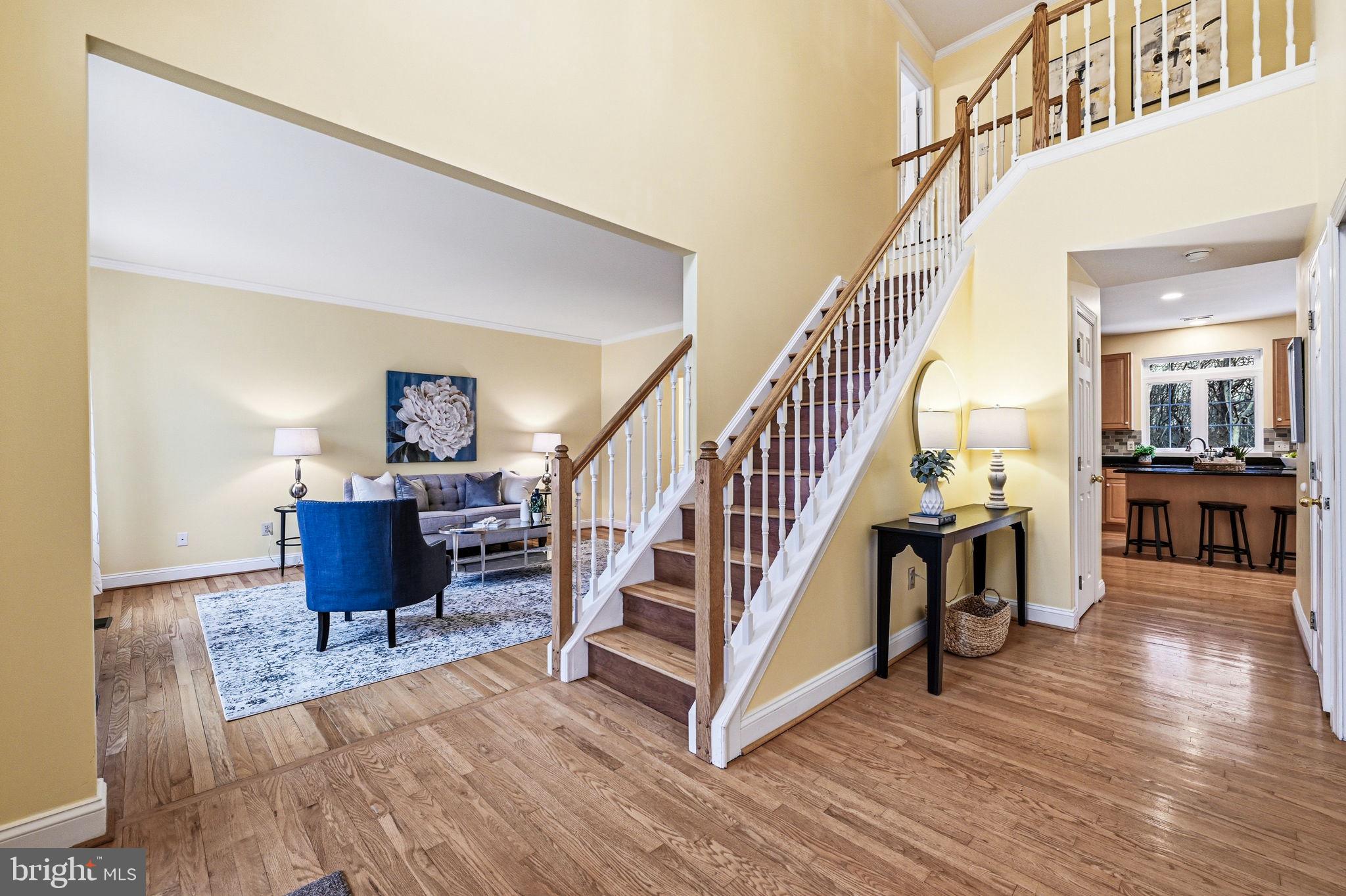 32 WOODSVIEW DRIVE