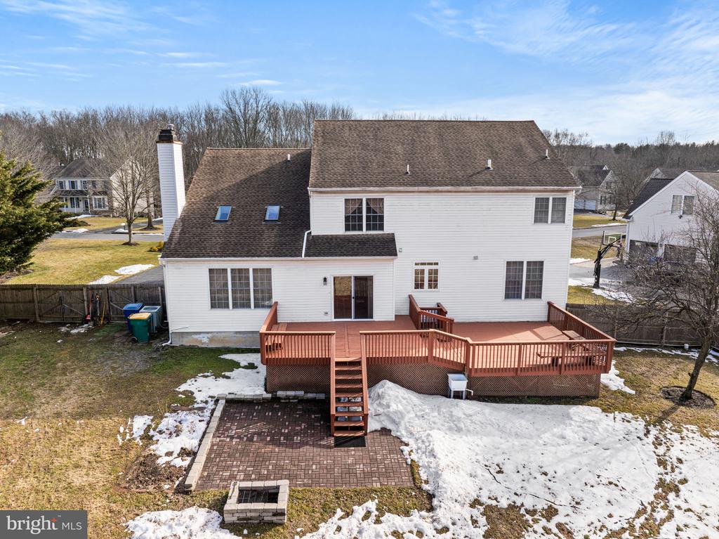 32 WOODSVIEW DRIVE