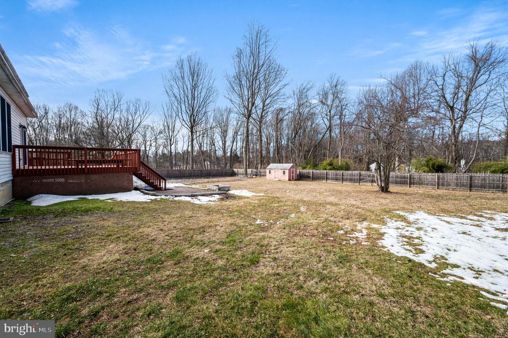 32 WOODSVIEW DRIVE