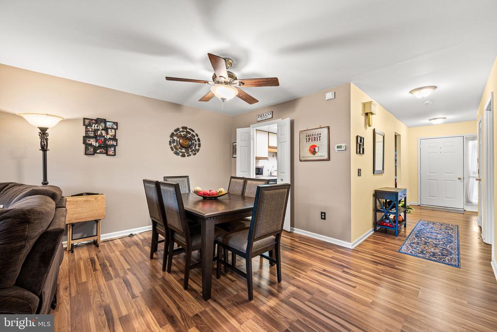 1160 PUTNAM BOULEVARD 71