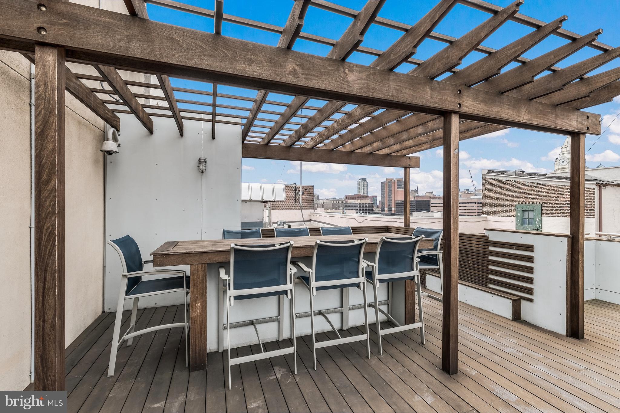 315 NEW STREET 214