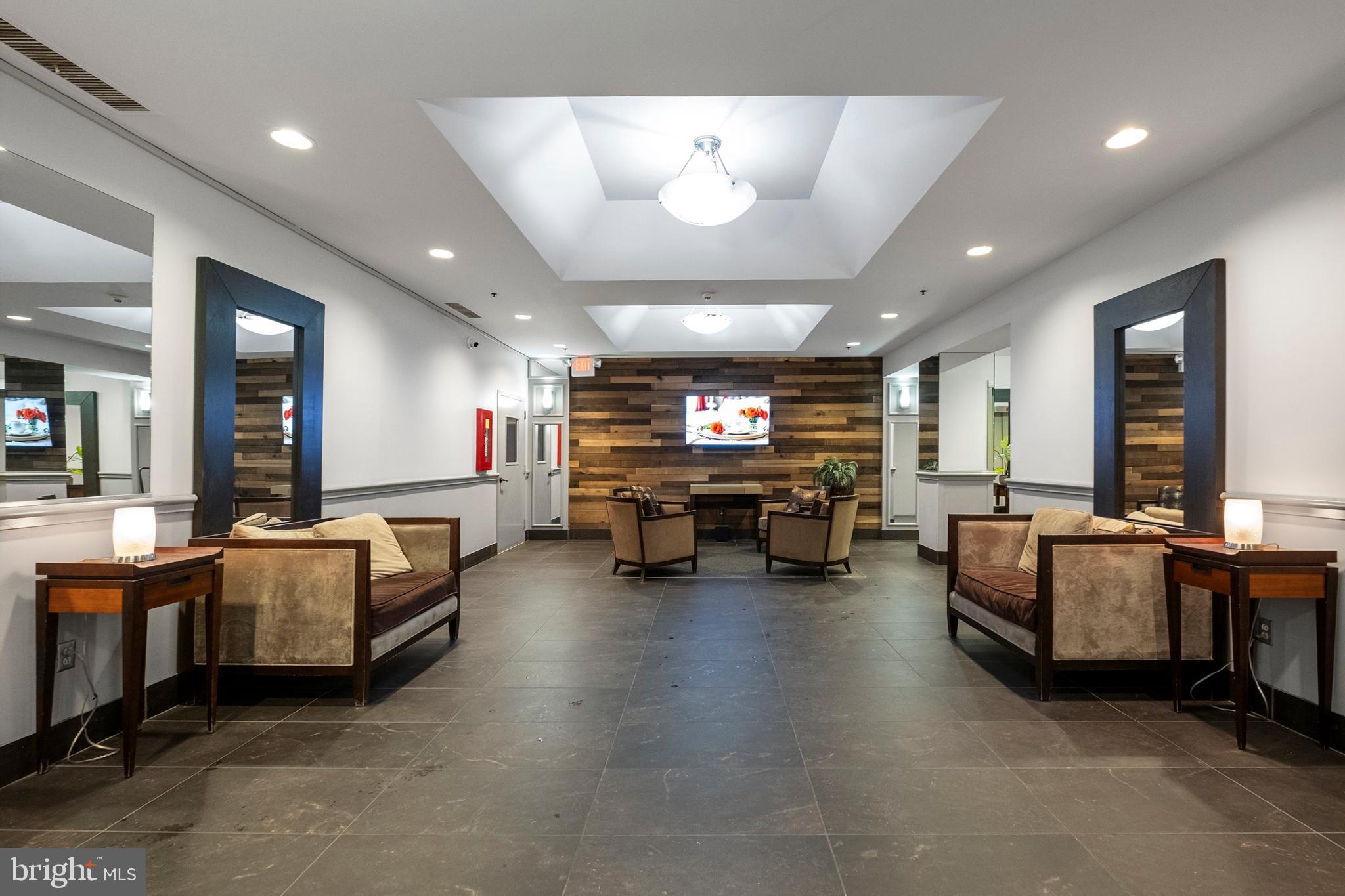 315 NEW STREET 214