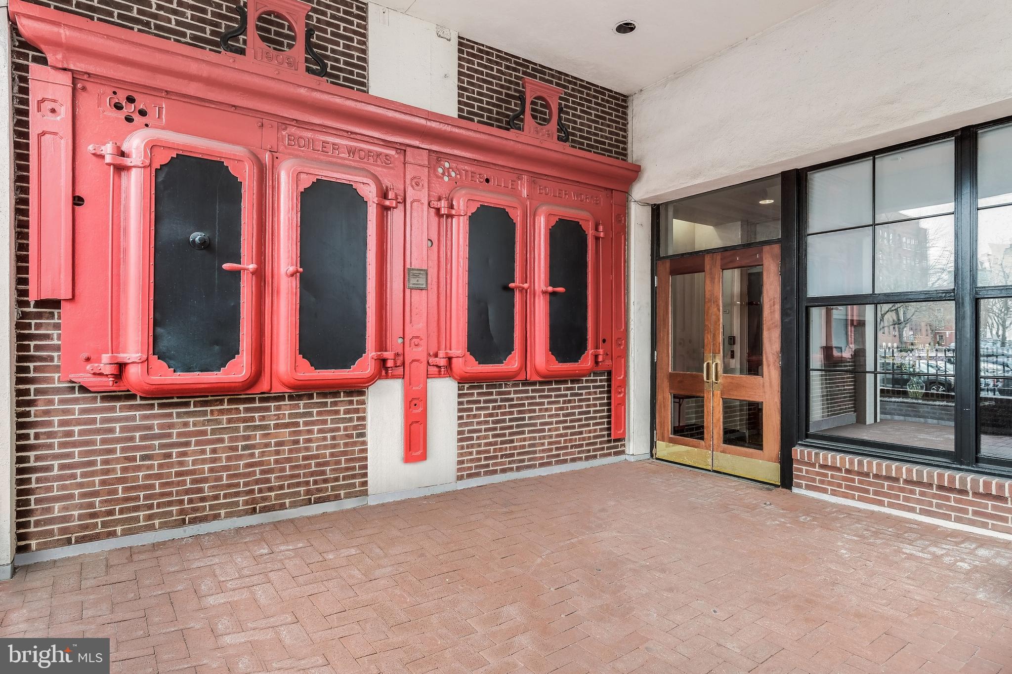 315 NEW STREET 214