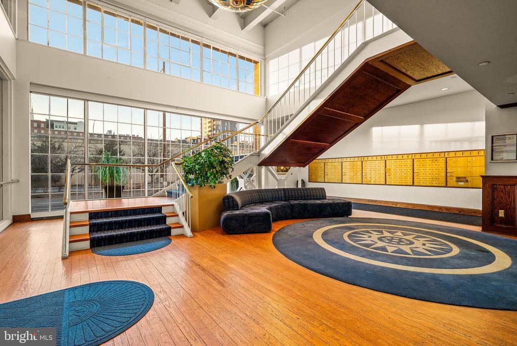 3 N COLUMBUS BOULEVARD Unit: MD317