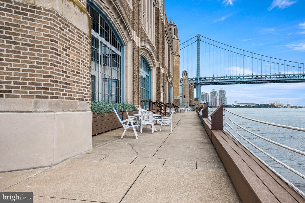 3 N COLUMBUS BOULEVARD Unit: MD317