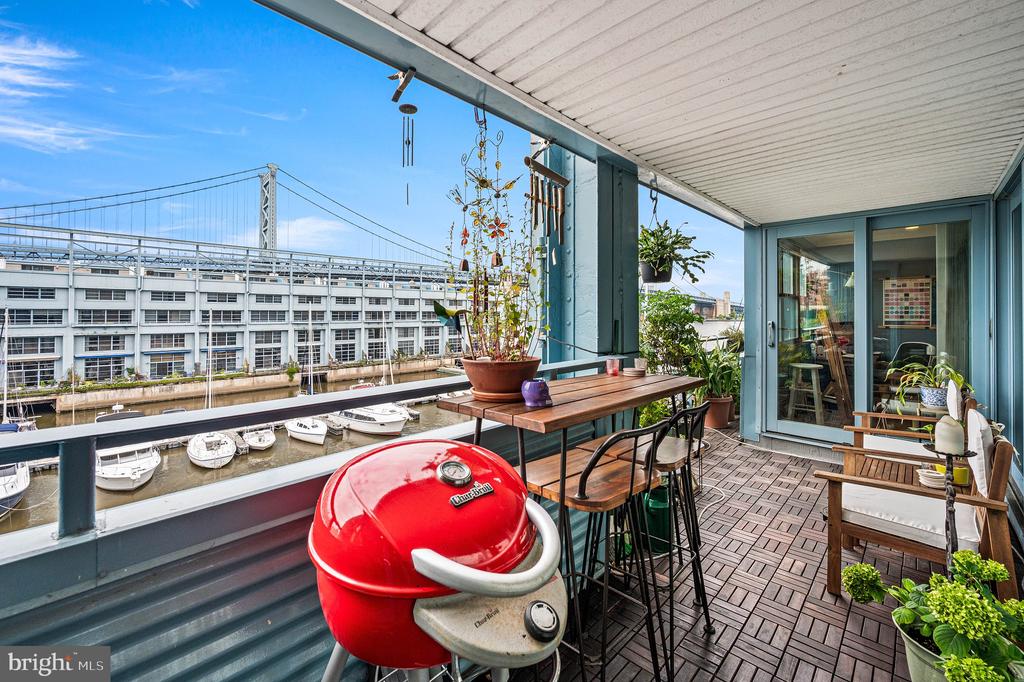 3 N COLUMBUS BOULEVARD Unit: MD317