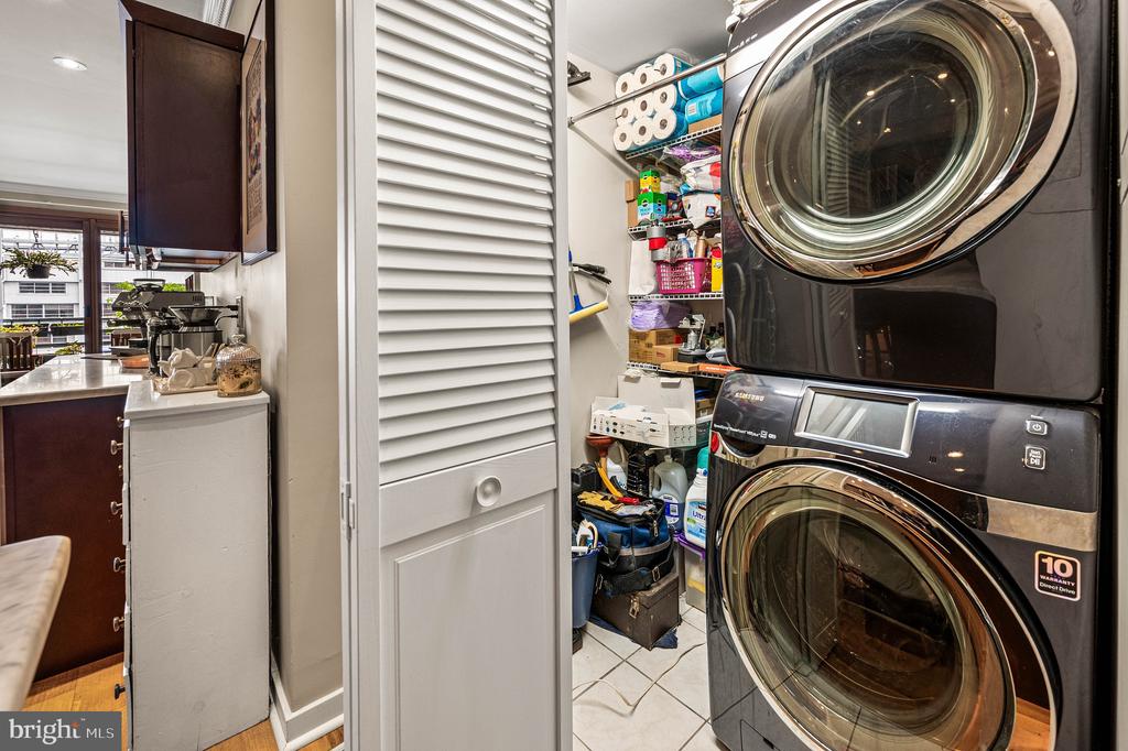 3 N COLUMBUS BOULEVARD Unit: MD317