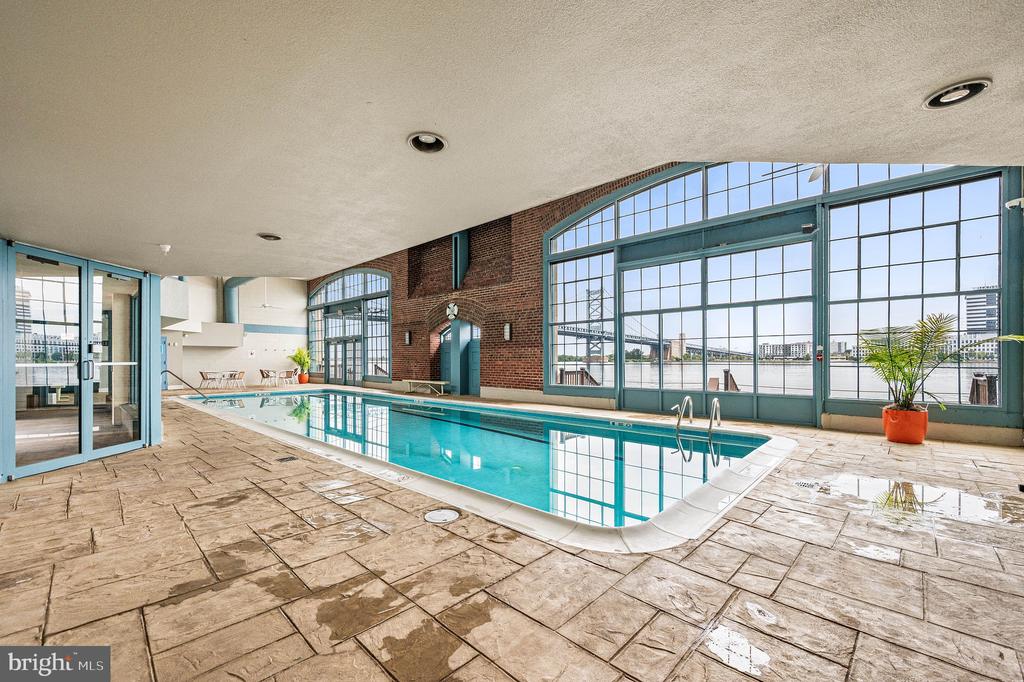 3 N COLUMBUS BOULEVARD Unit: MD317