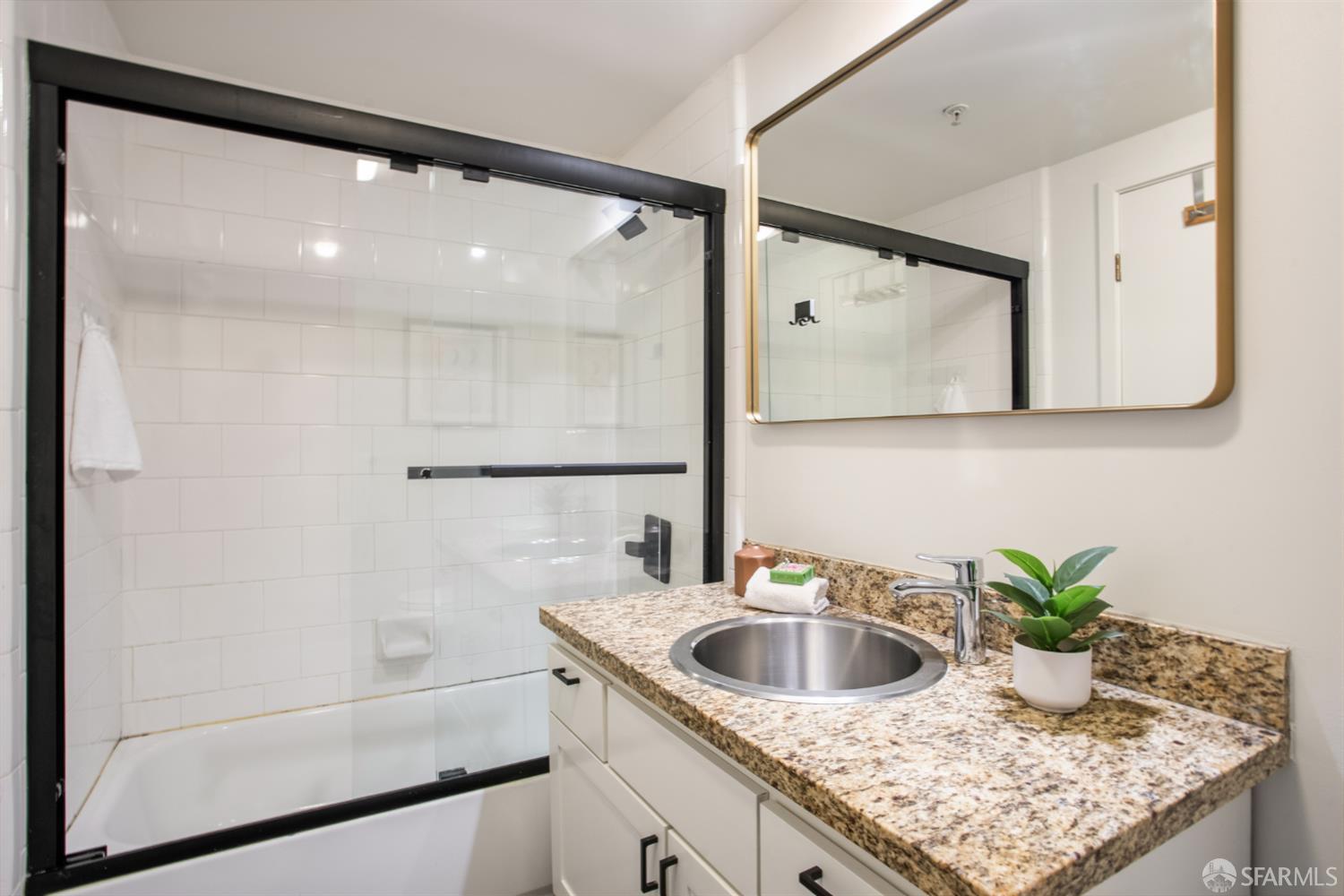 701 Minna Street # 6