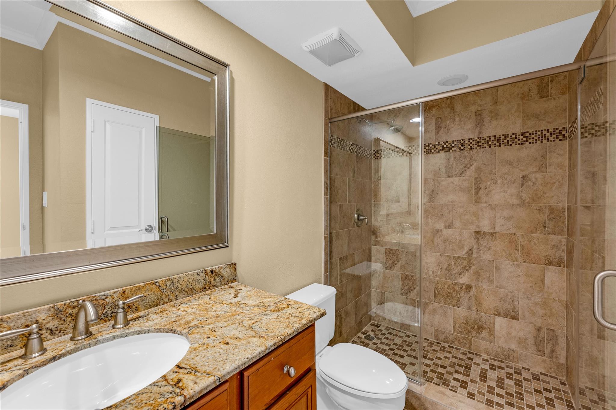 5220 Seawall Boulevard Unit: 332/333