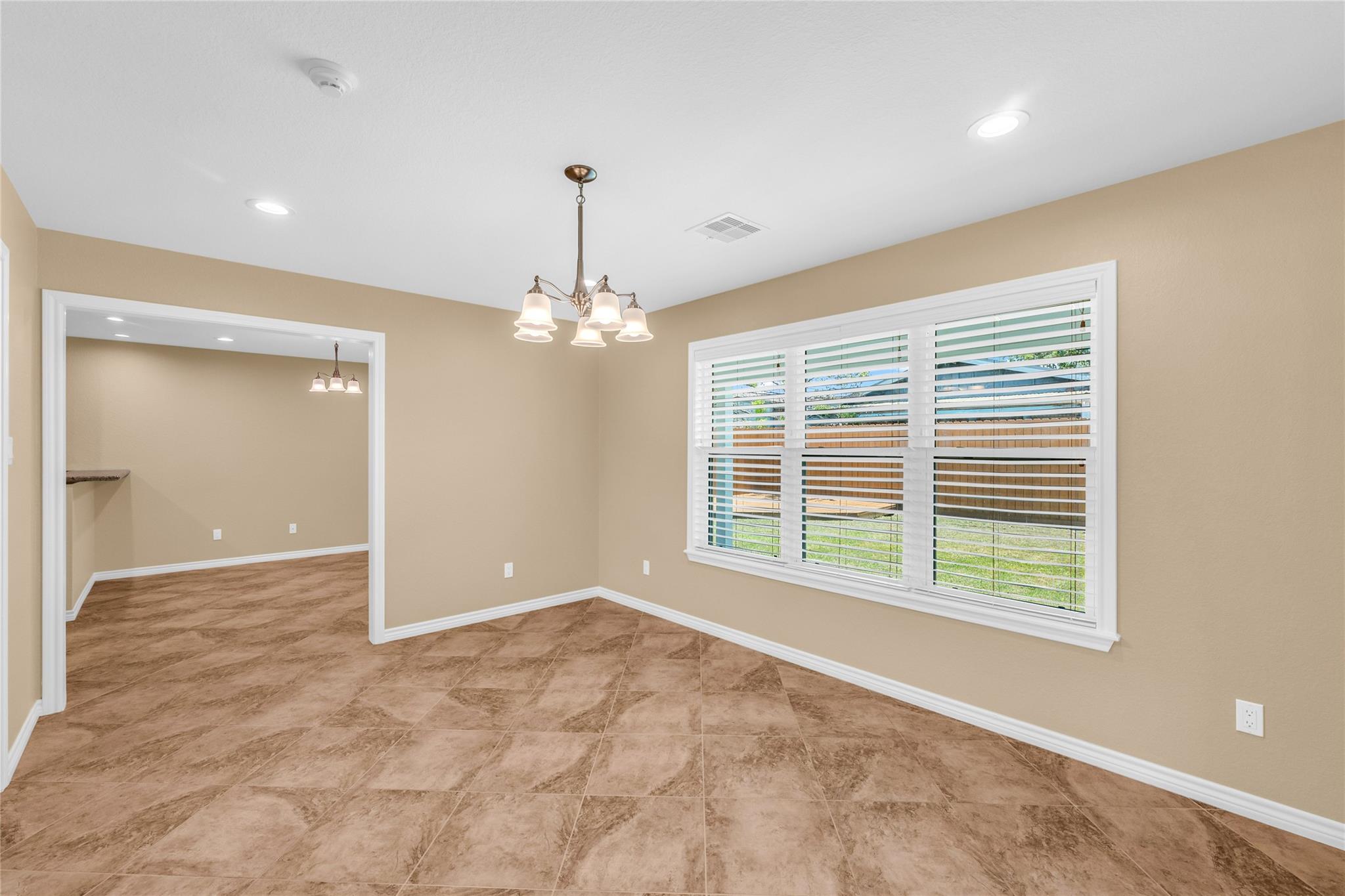 5611 Palm Circle