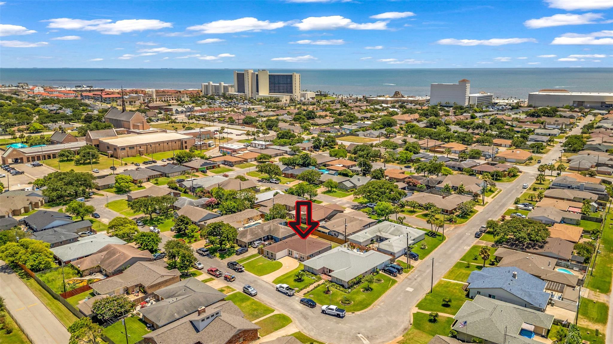 5611 Palm Circle