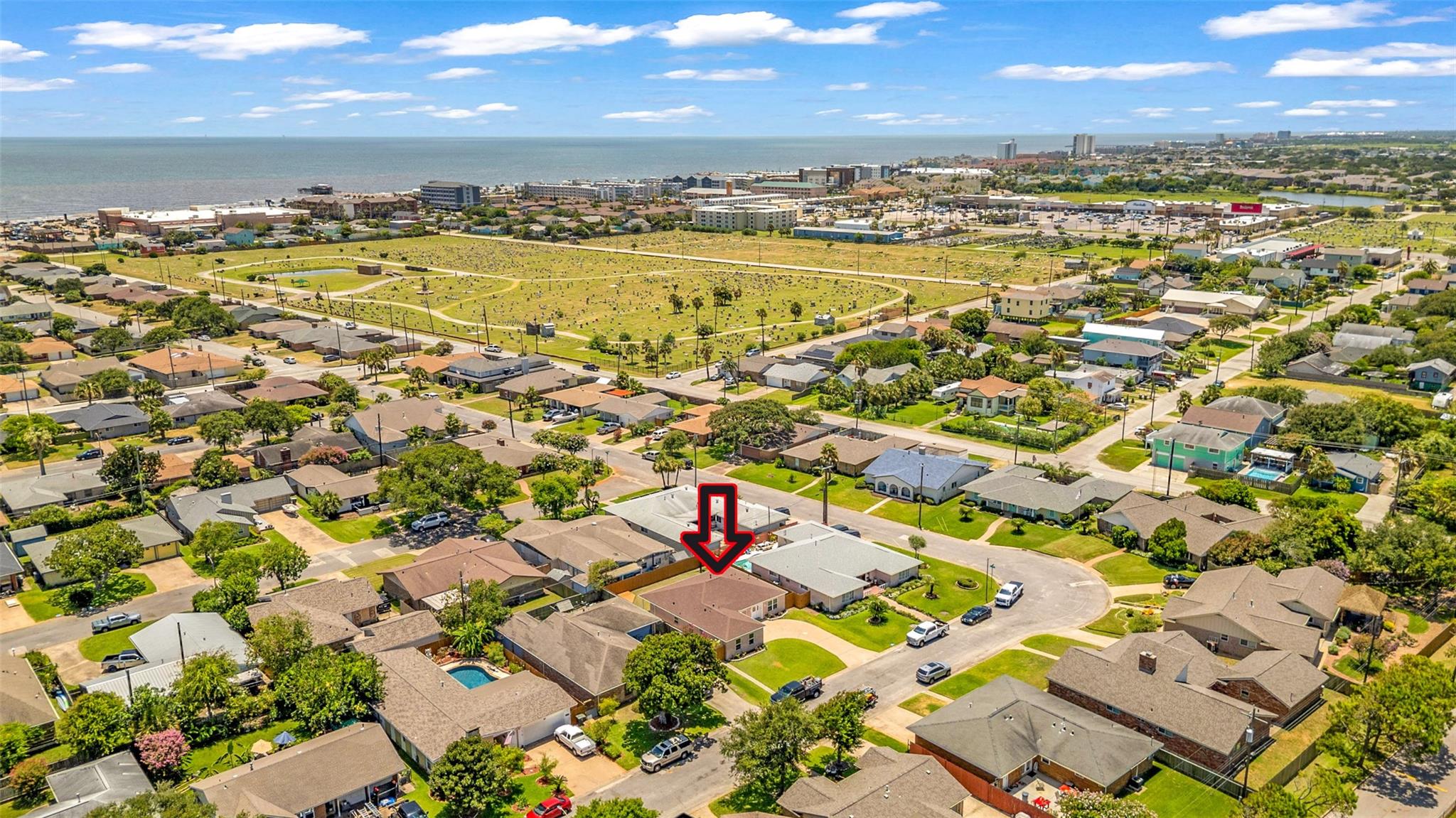 5611 Palm Circle