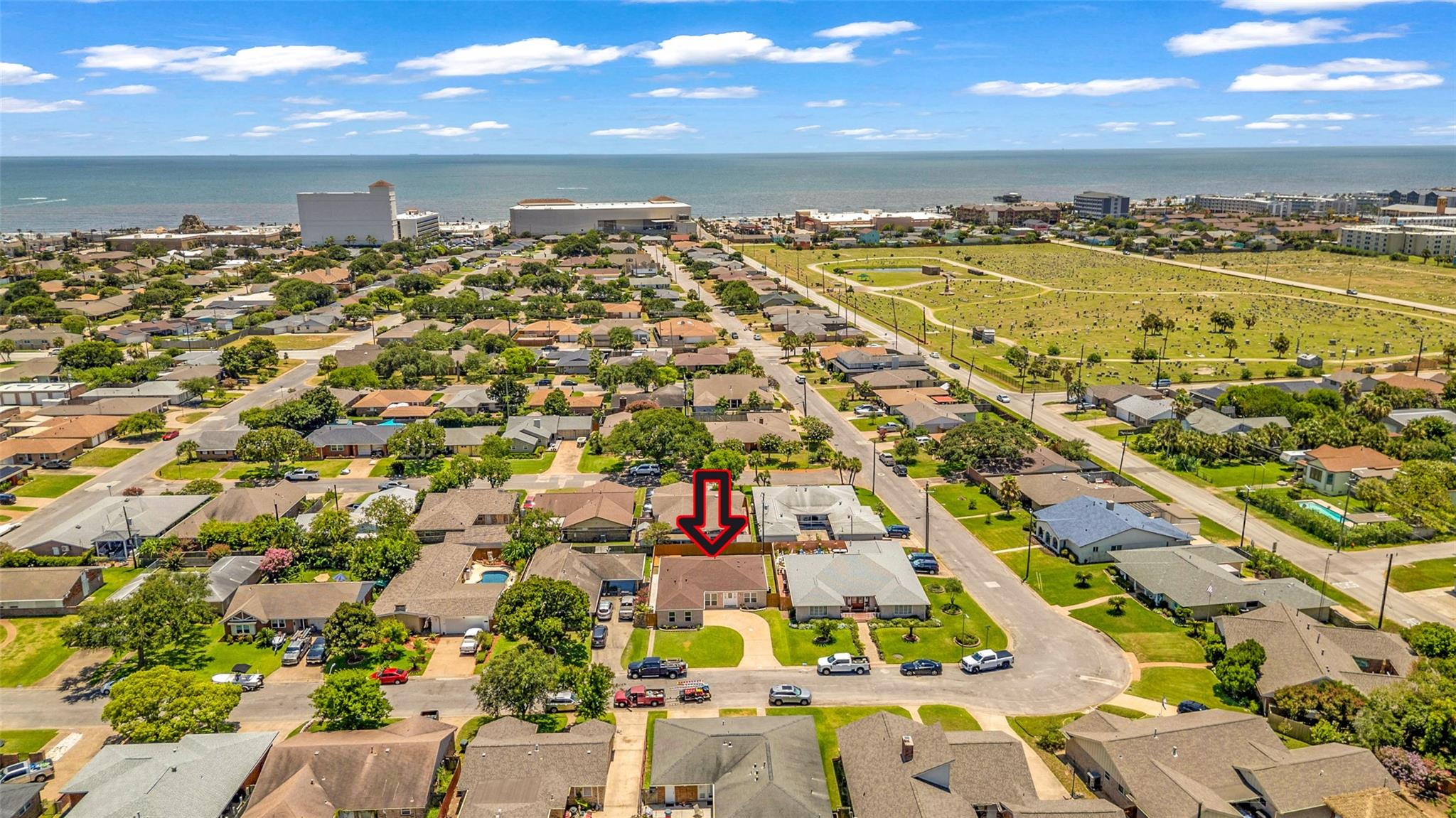 5611 Palm Circle