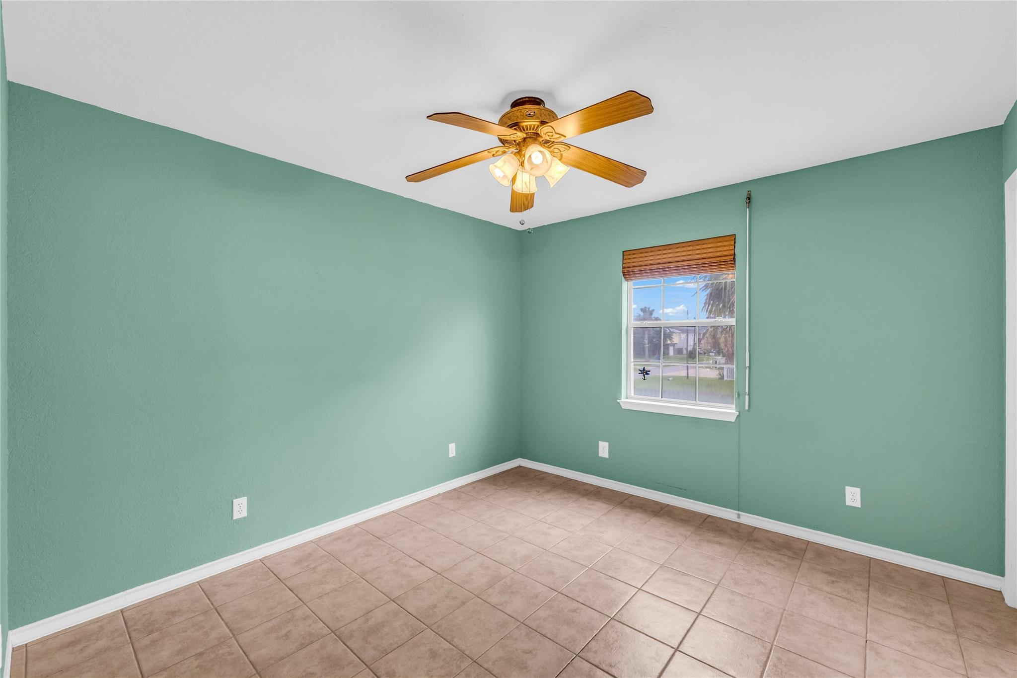 16526 Nassau Way