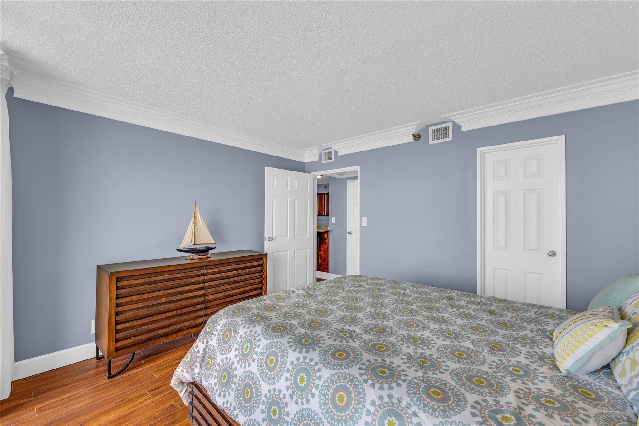 5220 Seawall Boulevard # 635