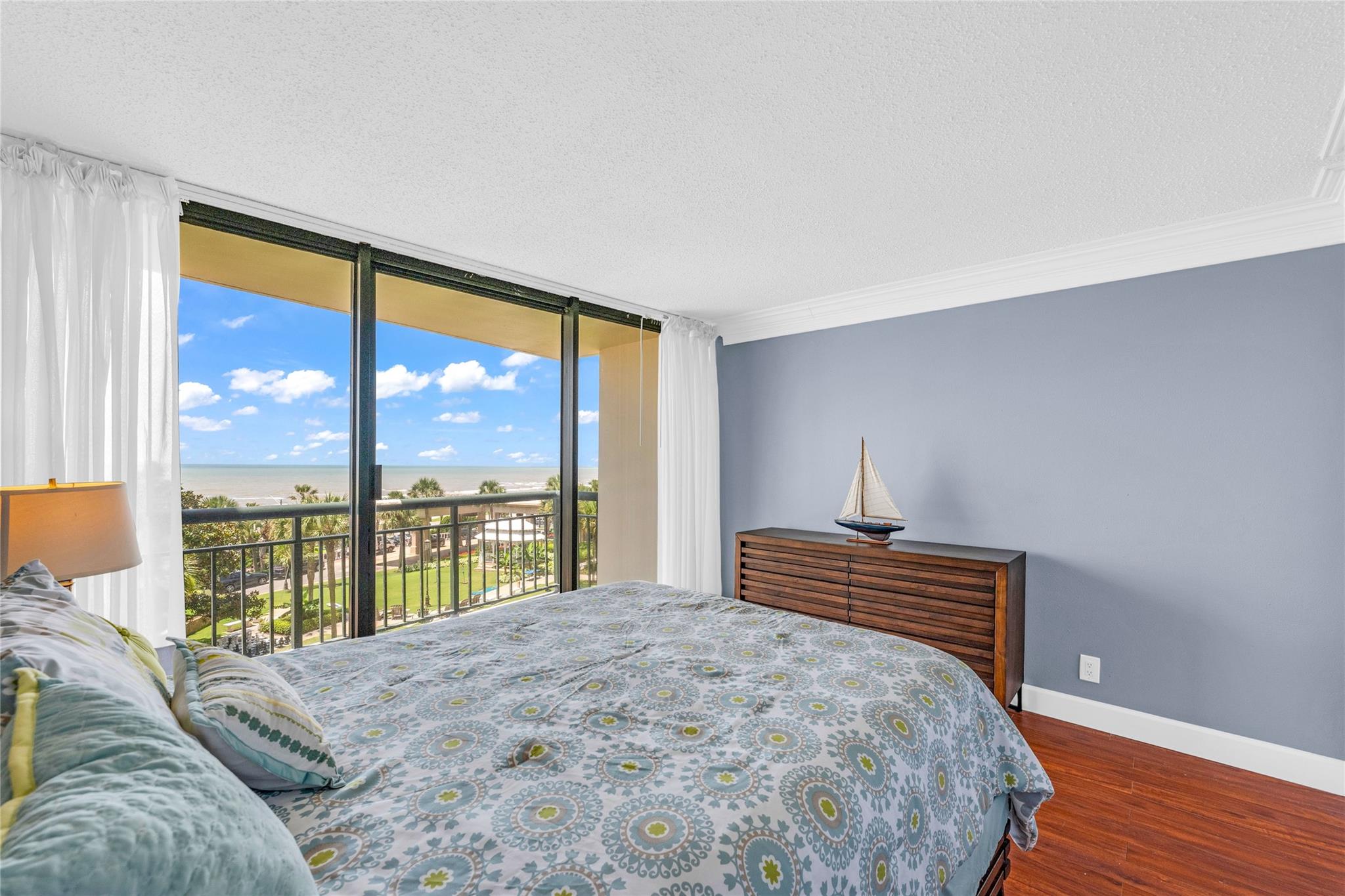 5220 Seawall Boulevard # 635