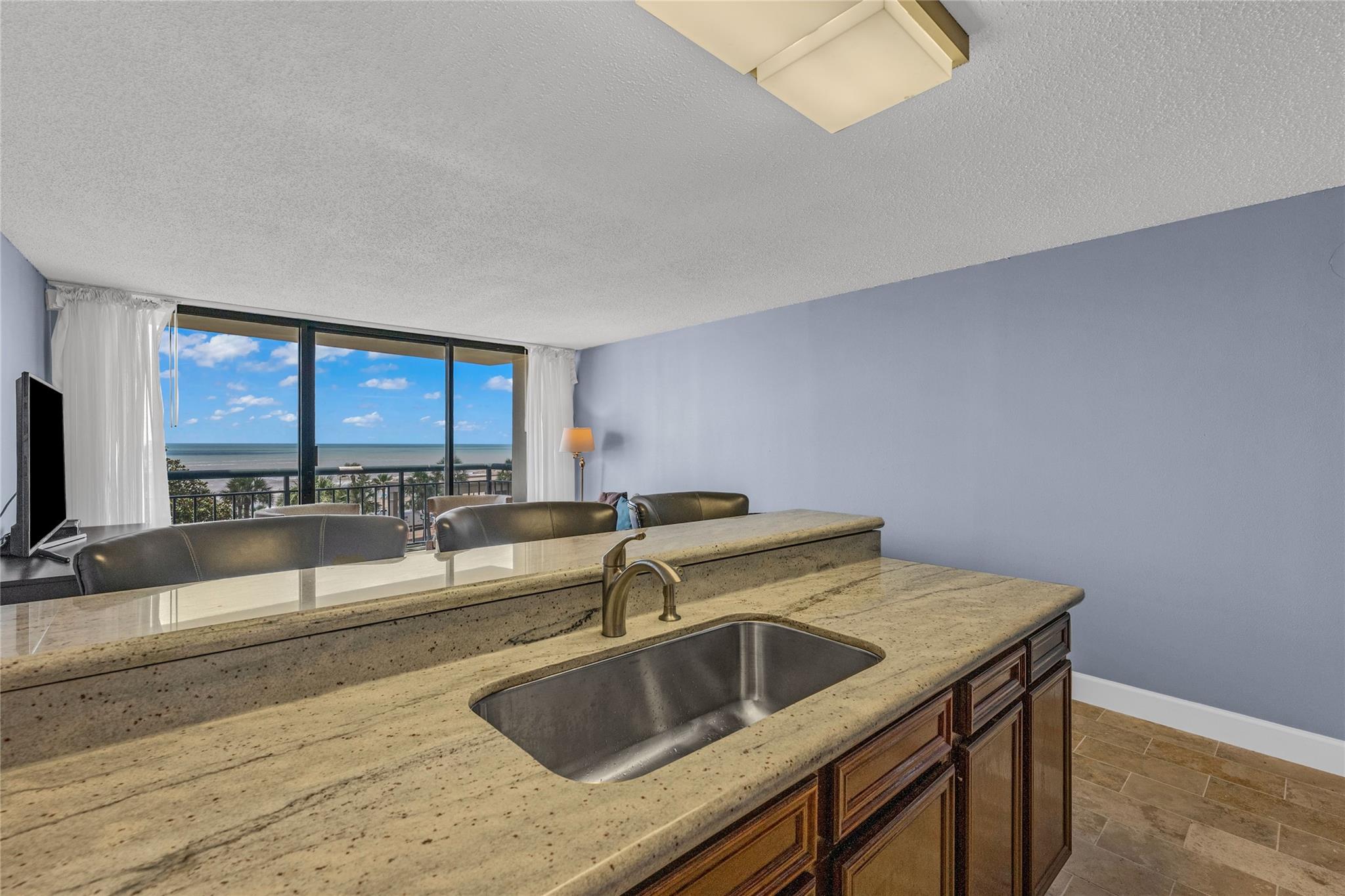 5220 Seawall Boulevard # 635