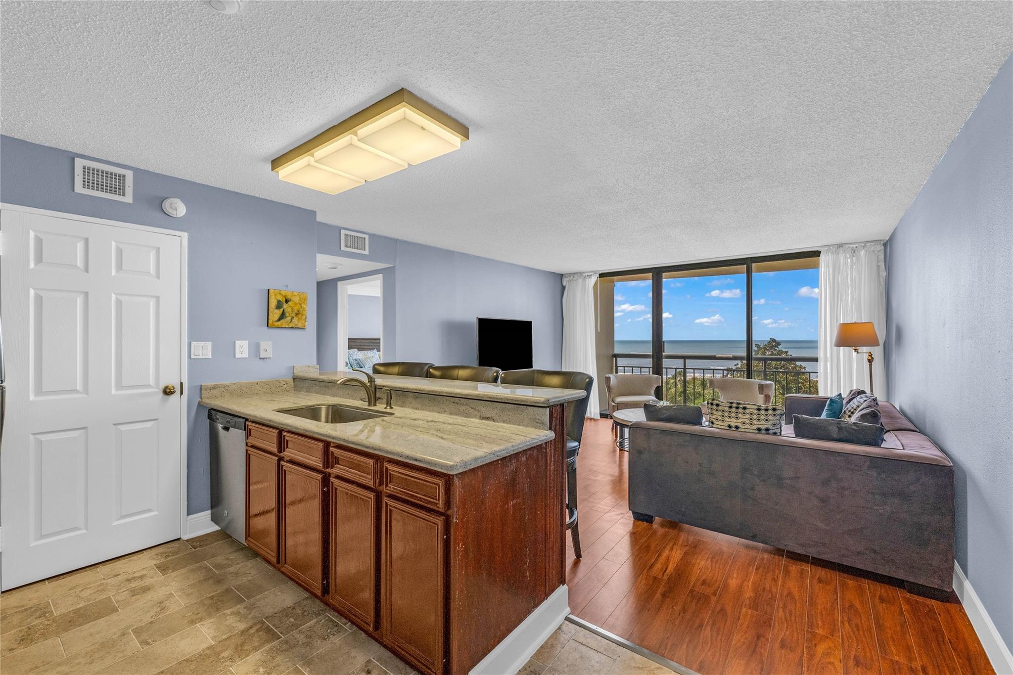 5220 Seawall Boulevard # 635