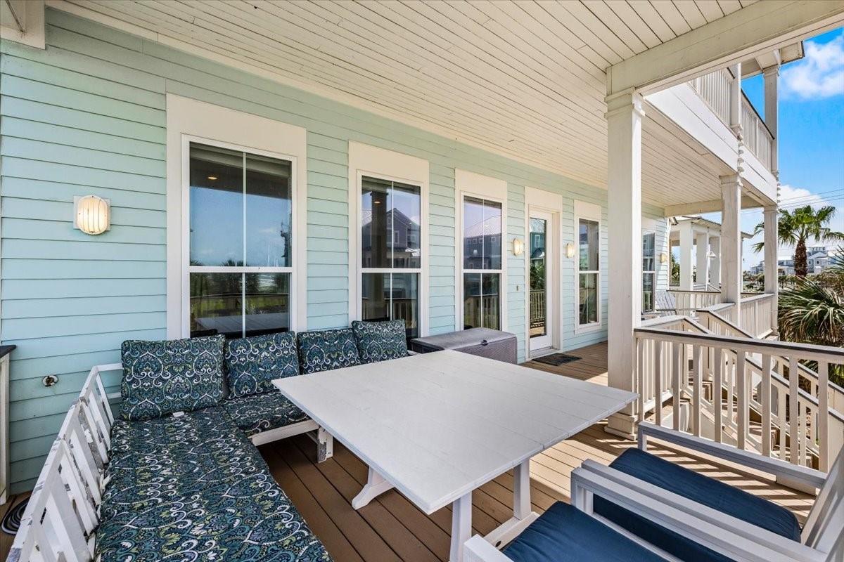 11406 Beachside
