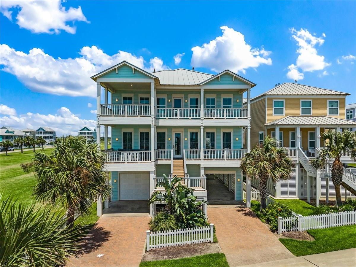 11406 Beachside