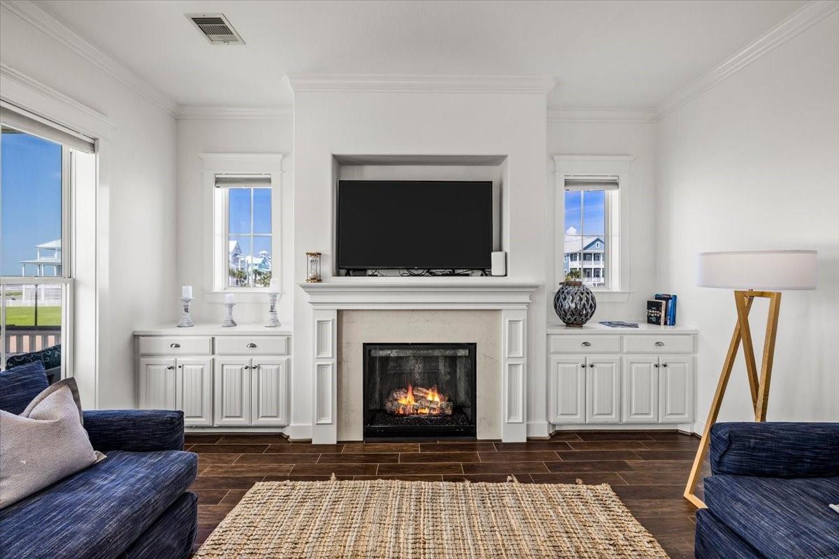11406 Beachside