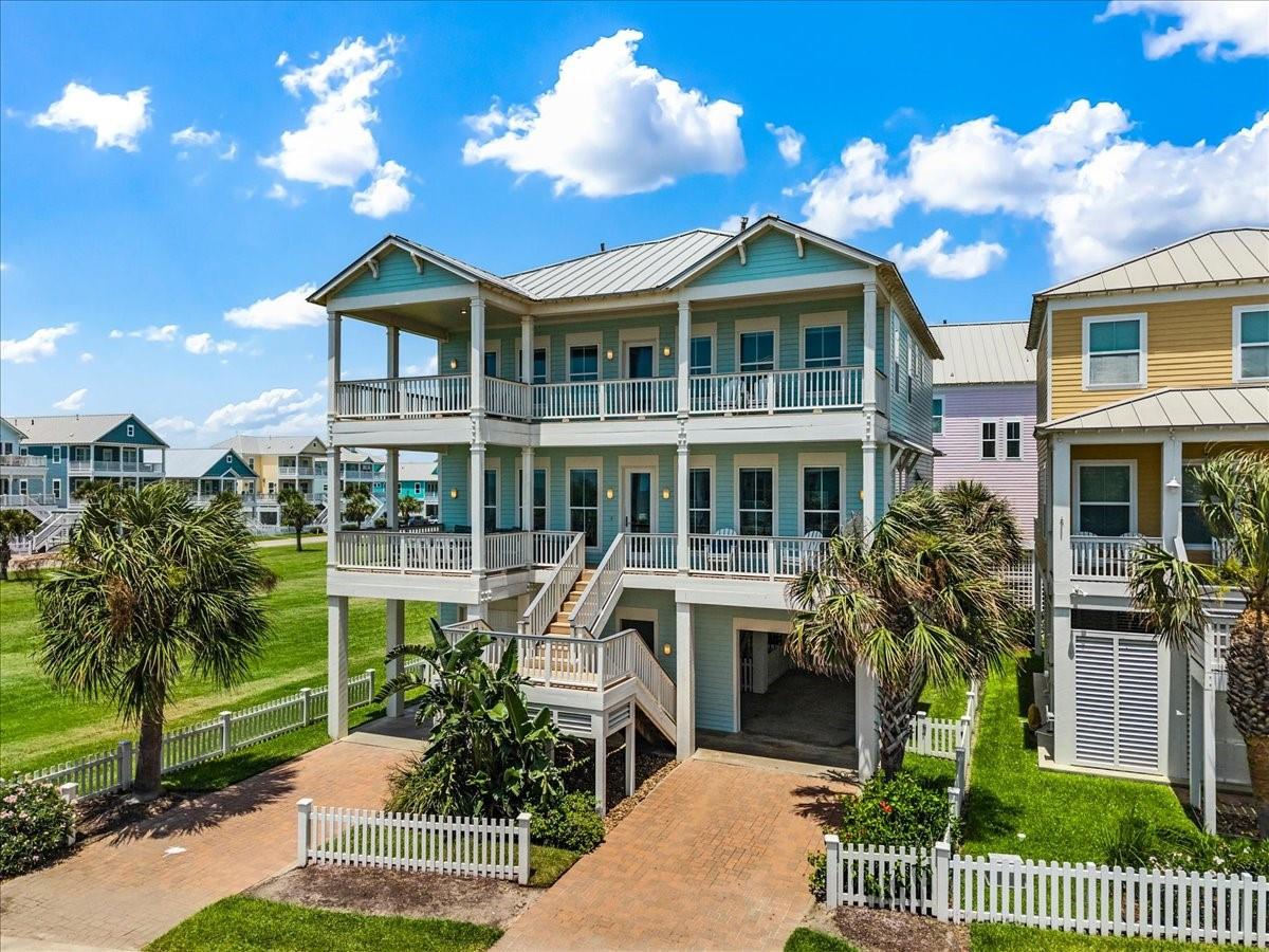 11406 Beachside