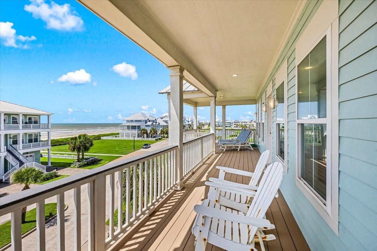 11406 Beachside