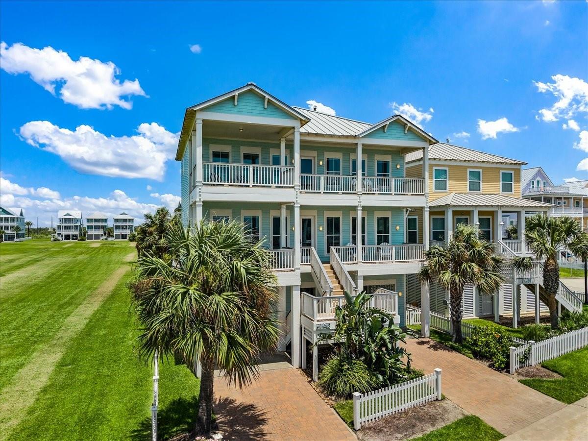 11406 Beachside