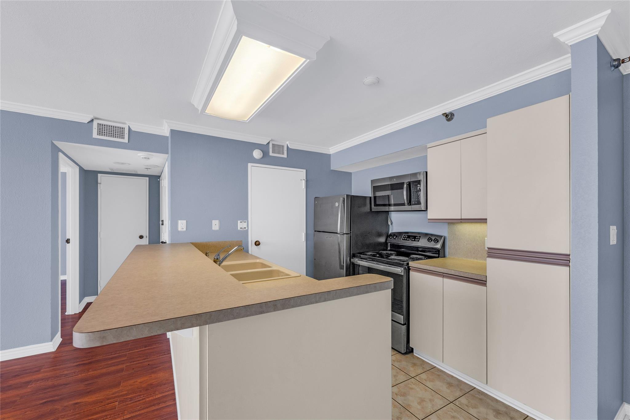 5220 Seawall Boulevard # 1034