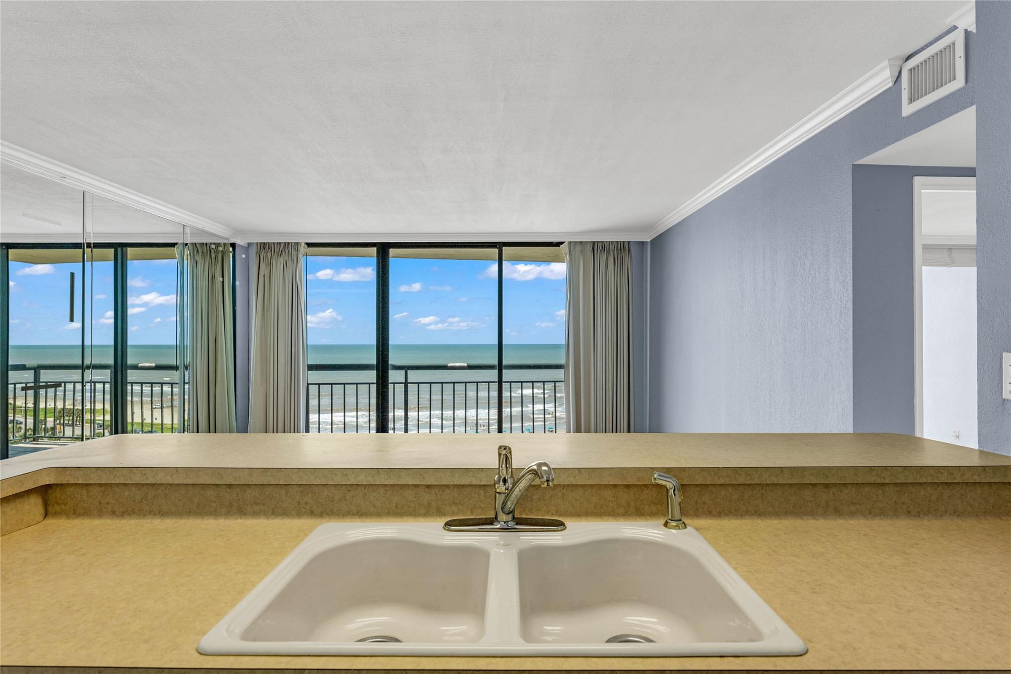 5220 Seawall Boulevard # 1034